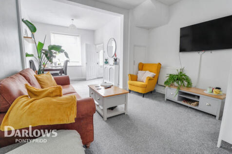 Bonvilston Road, Pontypridd 2 bed terraced house for sale