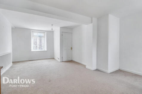 Phillip Street, Mountain Ash 3 bed terraced house for sale