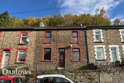 Aelybryn, Pontypridd 3 bed terraced house for sale