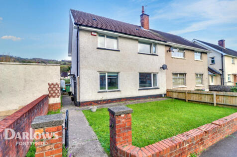 Ilan Avenue, Pontypridd 3 bed end of terrace house for sale
