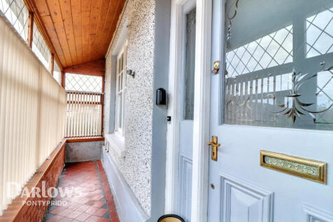 Abercynon, Mountain Ash 3 bed detached house for sale