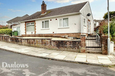 3 bedroom detached bungalow for sale