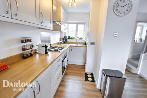 Countisbury Avenue, Cardiff 2 bed maisonette for sale