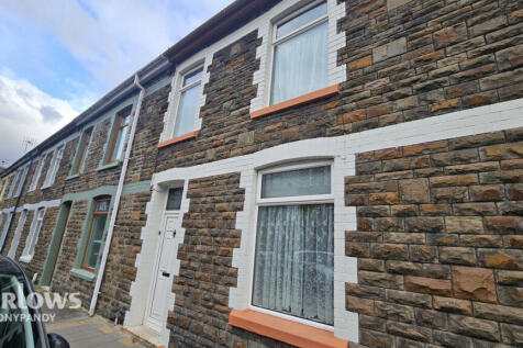 Kenrys Street, Tonypandy CF40 3 bed terraced house for sale