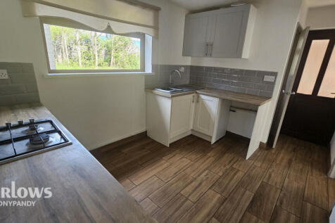 Treorchy CF42 5 3 bed end of terrace house for sale