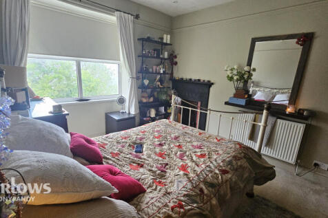 Penrhys Road, Ystrad, Pentre CF41 7 4 bed semi
