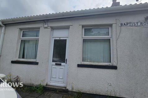 Baptist Row, Blaenllechau, Ferndale CF43 1 bed end of terrace house for sale