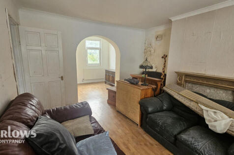 Baptist Row, Blaenllechau, Ferndale CF43 1 bed end of terrace house for sale