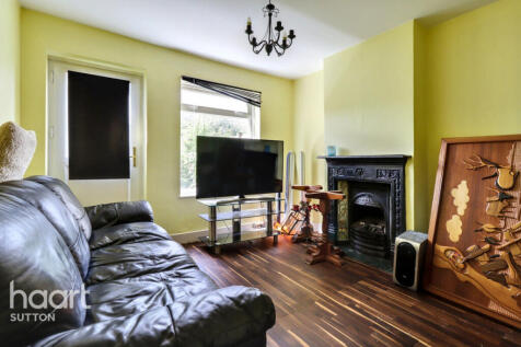 Downs Road, Sutton 2 bed terraced house for sale