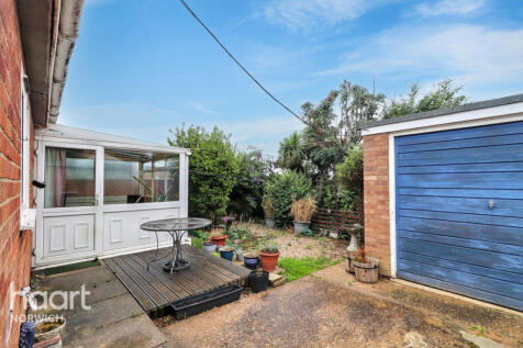 West Acre Drive, Norwich 2 bed bungalow for sale