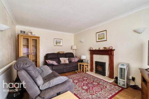 The Street, Norwich 3 bed detached house for sale