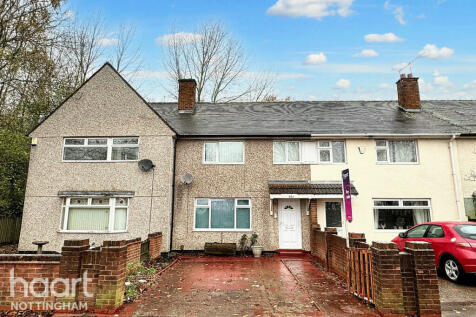 3 bedroom terraced house for sale