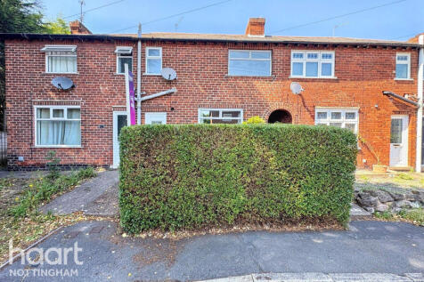3 bedroom end of terrace house for sale