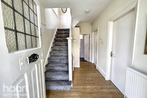 7 bedroom semi-detached house for sale