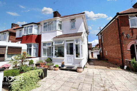 4 bedroom semi-detached house for sale