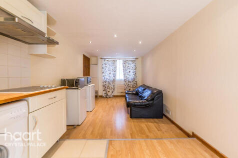 65 White Lodge, London SE19 3HR 3 bed townhouse for sale