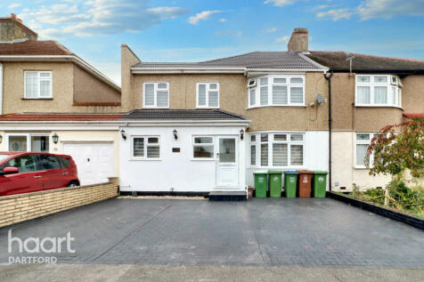 Madison Crescent, Bexleyheath 6 bed semi