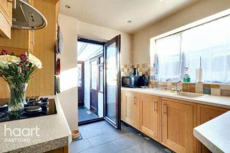 3 bedroom semi-detached bungalow for sale