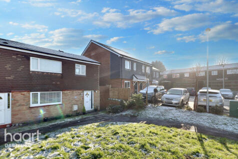 Kettlewell Court, Swanley 3 bed end of terrace house for sale