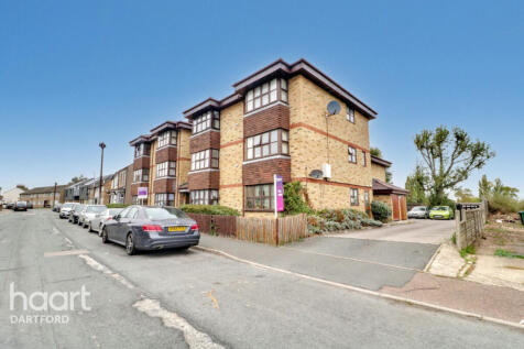 Milton Road, Swanscombe Studio for sale