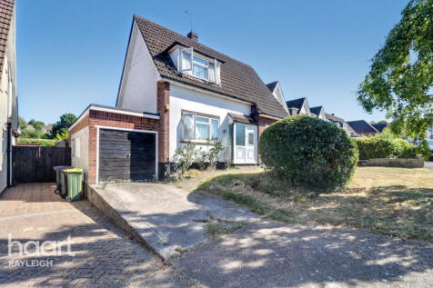 Highmead, Rayleigh 3 bed detached house for sale