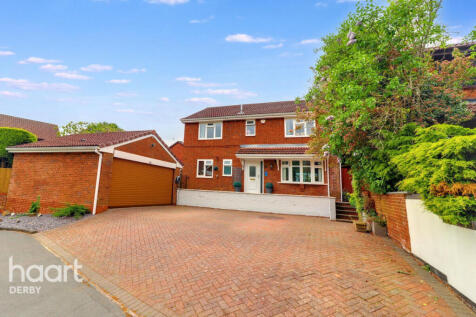 Brierfield Way, Mickleover 4 bed detached house for sale