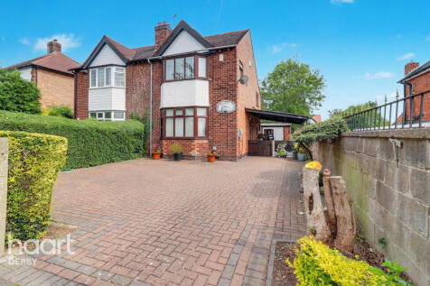 Chaddesden Park Road, Chaddesden 2 bed semi