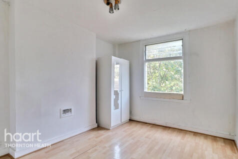 Grange Park Road, Thornton Heath 2 bed character property for sale