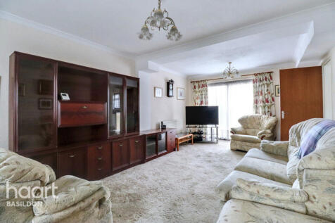 Ballards Walk, Basildon 3 bed terraced house for sale