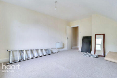 Shakespeare Road, Bedford 2 bed flat for sale