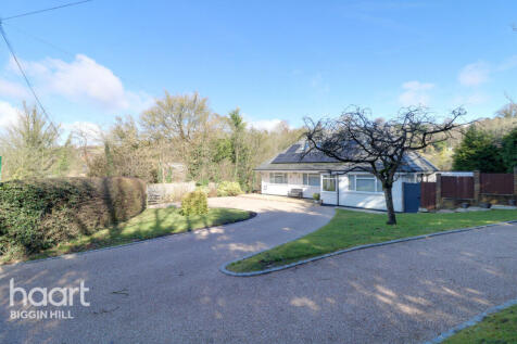 Ricketts Hill Road, Tatsfield 5 bed detached house for sale