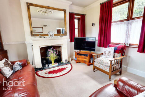2 bedroom cottage for sale