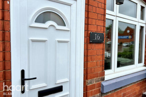King Street, Leicester 2 bed terraced house for sale