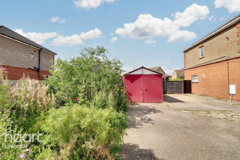 Lincoln Road, Dunholme 3 bed detached house for sale