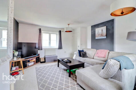 Greenfinch Crescent, Witham St Hugh 2 bed flat for sale