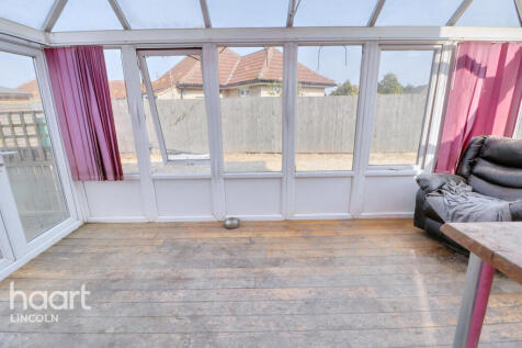 Brunswick Square, Billinghay 3 bed semi