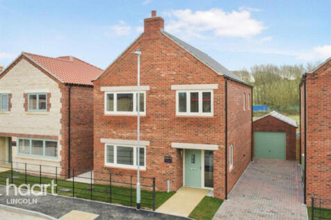 Royal Meadow, Leadenham 4 bed detached house for sale