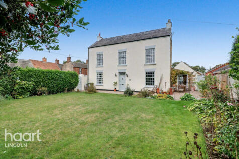 High Street, Reepham 4 bed detached house for sale