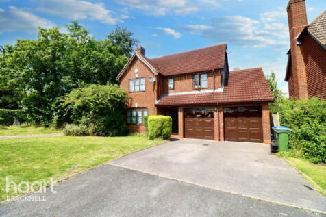 Holly Spring Lane, Bracknell 5 bed detached house for sale