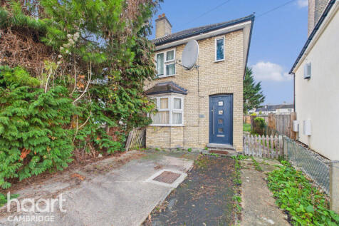 2 bedroom semi-detached house for sale