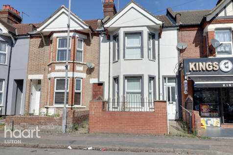 Dallow Road, Luton 3 bed terraced house for sale