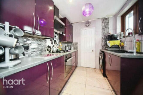 Kingsway, Luton 2 bed end of terrace house for sale