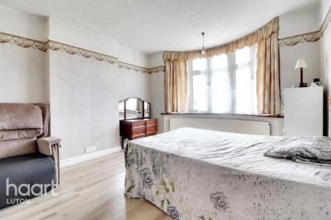 Welbury Avenue, Luton 3 bed bungalow for sale