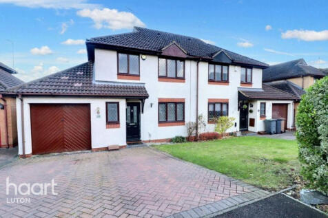 4 bedroom semi-detached house for sale