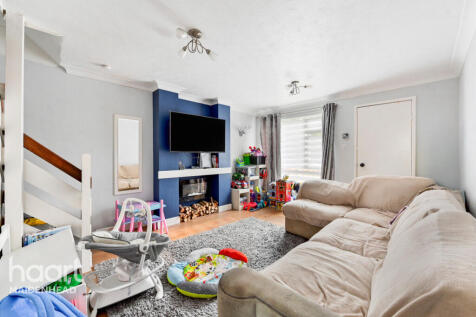 Fotherby Court, Maidenhead 2 bed terraced house for sale