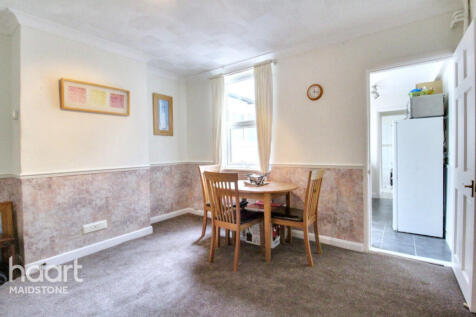 Peel Street, Maidstone 2 bed terraced house for sale