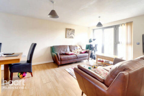 Staverton Grove, Broughton 2 bed flat for sale