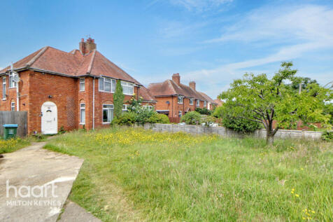 Buckingham Road, Steeple Claydon 2 bed semi