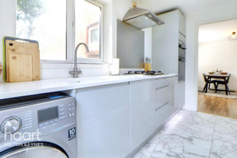 Broadpiece, Pennyland 4 bed detached house for sale