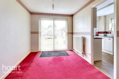 Hunter Drive, Milton Keynes 3 bed semi